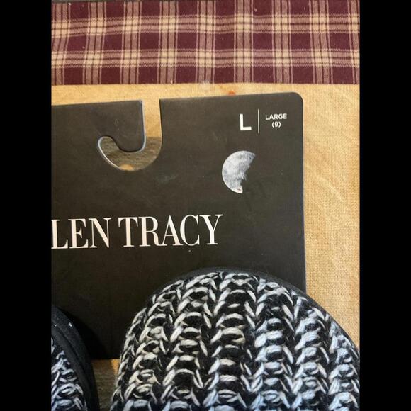 Ellen Tracy Cozy Slippers - Large Size - Picture 2 of 5